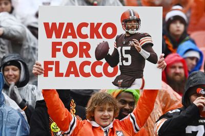 Browns win in dramatic fashion again vs. Bears and social media sounds off