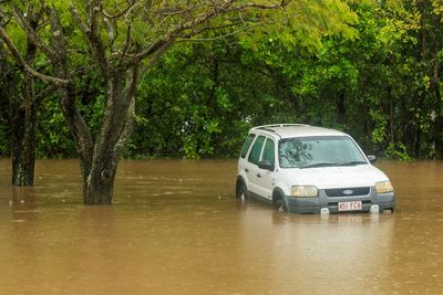 More than 300 rescued from floodwaters in northeast Australia