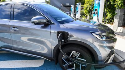 Electric car charging provider wins $250 million boost