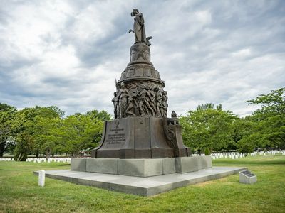 A judge halted the removal of a Confederate memorial at Arlington National Cemetery