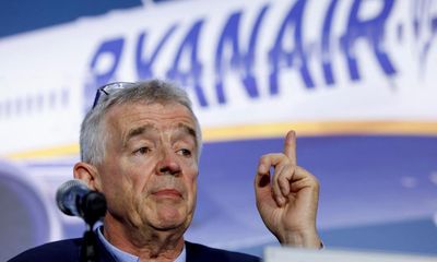 Ryanair boss Michael O’Leary heads for €100m bonus
