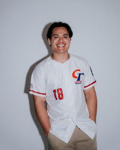 Yu Chang: Maestro of Monochrome Fashion and Intertwined Joy