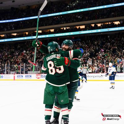 Minnesota Wild triumphs over Vancouver Canucks in electrifying 2-1 face-off!