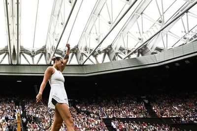 Aryna Sabalenka's Beachside Tennis Practice, Display of Mastery and Elegance