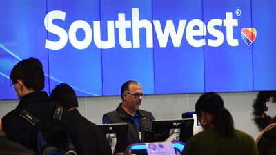 Southwest is still paying for 2022's holiday travel mishaps as you wait for this year's flight