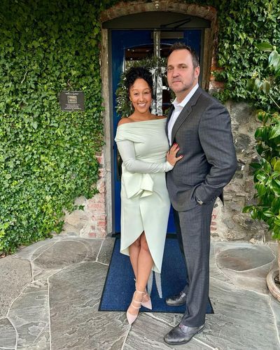 Tamera Mowry-Housley Captures Delightful Moment with Husband and Friends