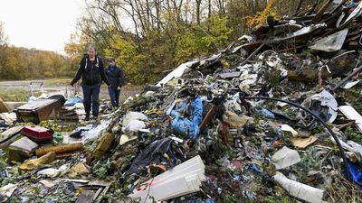 Ten face trial in France over illegal dumping of Belgian waste