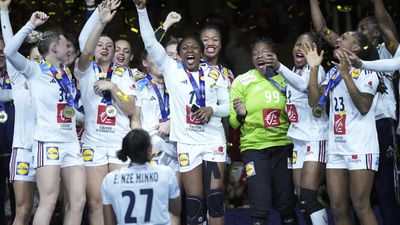 France's champion handball boss urges players to work for Olympic glory