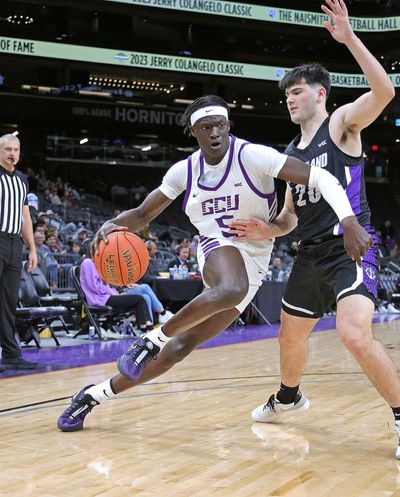 Grand Canyon Antelopes triumph, 91-63 victory over Portland Pilots in NCAA!