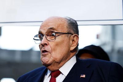 Experts: Even bankruptcy can't save Rudy