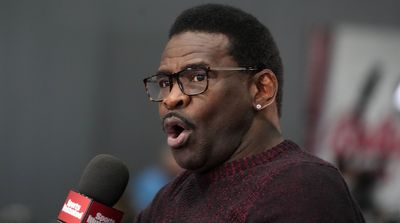 Michael Irvin Rips Broncos’ Sean Payton for Dressing Down Russell Wilson on Sideline