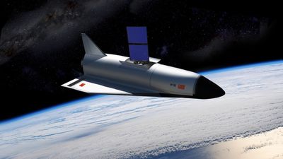 China's space plane apparently deployed 6 'mysterious wingmen' in orbit