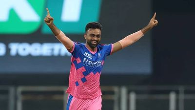 'A very small change with a huge impact': IPL 2024 to allow two bouncers an over