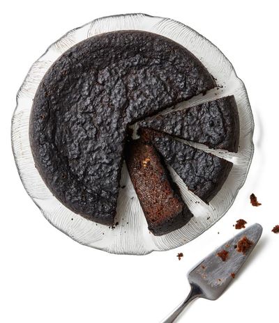 Alternative Christmas pudding: how to make Caribbean black cake – recipe