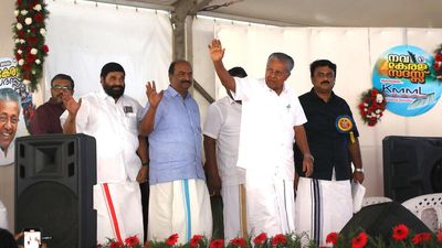 Navakerala Sadas, an instance of people rallying together: Chief Minister
