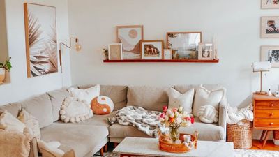 7 things interior designers never have in small living rooms