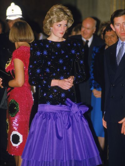 A dress worn by Princess Diana breaks an auction record at nearly $1.15 million