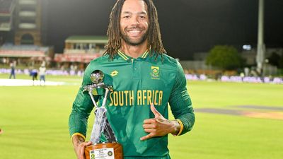 SA vs India 2nd ODI | De Zorzi’s century powers South Africa to big win, takes series to decider