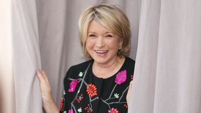 Martha Stewart reveals the #1 item she can’t host a holiday party without
