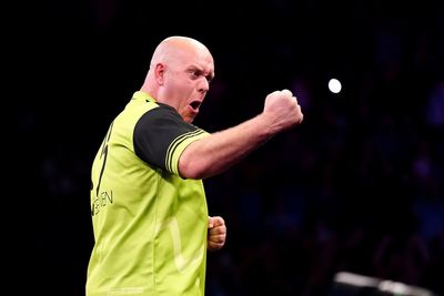 Michael van Gerwen hits 167 in opening World Championship win