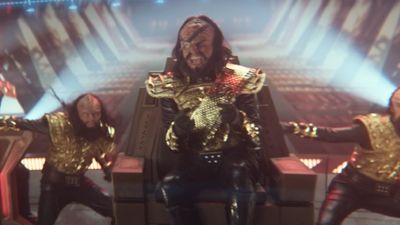 Star Trek: Strange New Worlds' Anson Mount Defends Musical Episode's 'Klingon Boy Band Scene' And Details How It Was Approved