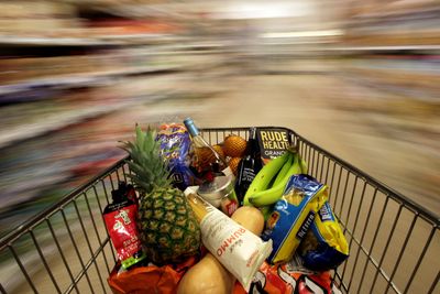 Inflation Plummets in UK, Reaches Lowest Levels Since Sept 2021