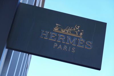 Hermès Billionaire Decides To Leave His Fortune To Former Gardener