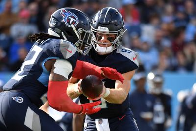 Titans have huge disparity in early-down rushing, passing efficiency