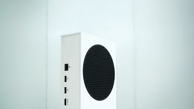 Should you set up the Xbox you're gifting your kids? As a parent, here's my advice for happy holiday gaming