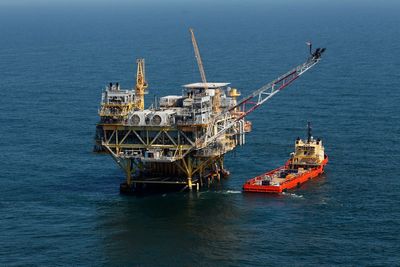 Oil companies offer $382M for offshore drilling rights in last sale before 2025