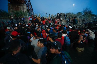 Record-breaking migrant crossings surge at US-Mexico border amid alarming crisis