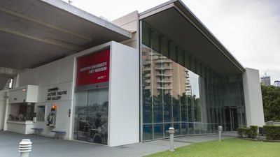 Property developer offers lifeline to Griffith gallery