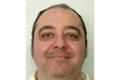 Judge weighs request to stop nation's first execution by nitrogen, in Alabama