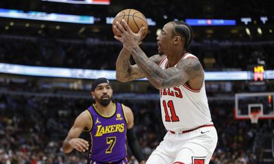 Lakers player grades: L.A. gets run over by the Bulls