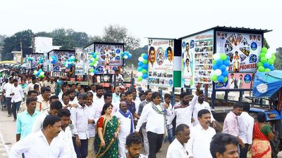 MLAs celebrate Jagan’s birthday on a grand scale