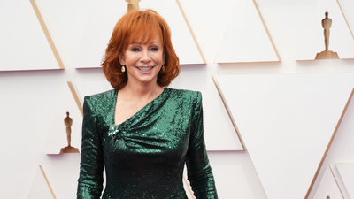 Reba McEntire elevates her 'home entrance experience' with this 'intelligent' front door hue