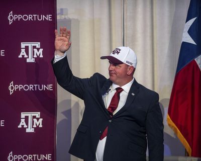 Texas A&M Bolsters Defense with Hire of Florida's Jay Bateman