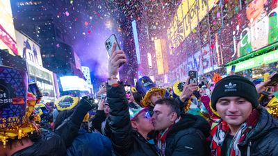 New Year's Eve 2023 shows: how to watch Ryan Seacrest and more New Year's Eve specials