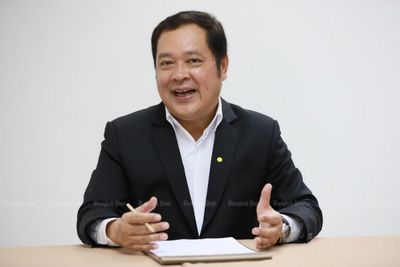 Dept faces grilling over Thaksin privilege