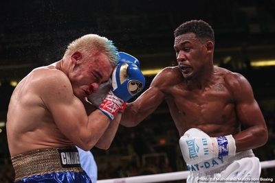 Daniel Jacobs Dominates in a Display of Boxing Mastery