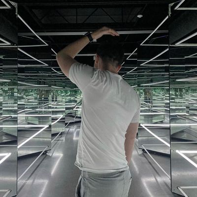 Chandler Riggs: A Reflection of Style and Charisma