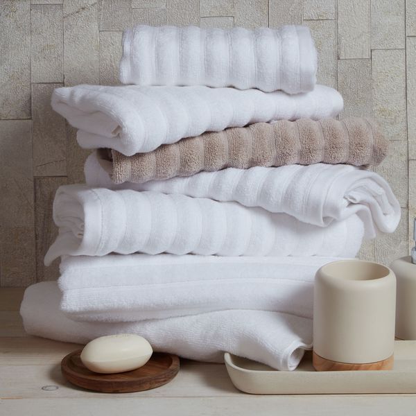 7 ways to make towels soft and fluffy — without a dryer