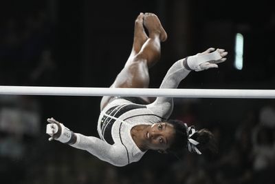 Simone Biles Returns as AP Female Athlete of the Year