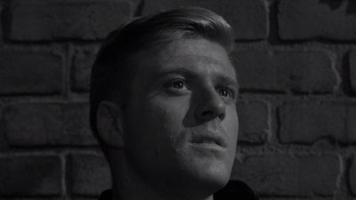 32 Huge Stars That Appeared On The Twilight Zone Early In Their Career