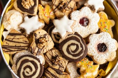 Cookie Swap Rules For Safety: How to Stay Healthy During the Holiday Tradition