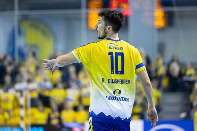 Alex Dujshebaev: A Handball Star with Exceptional Skill and Finesse