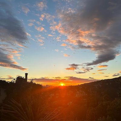 Captivating Cloudy Sunset: Nature's Tranquil Masterpiece