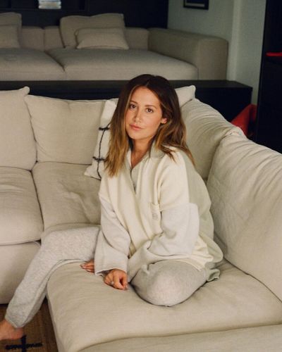 Ashley Tisdale's Stylish White Outfit Exudes Relaxation and Glamour