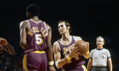 On this date: 1972 Lakers achieve longest pro sports winning streak