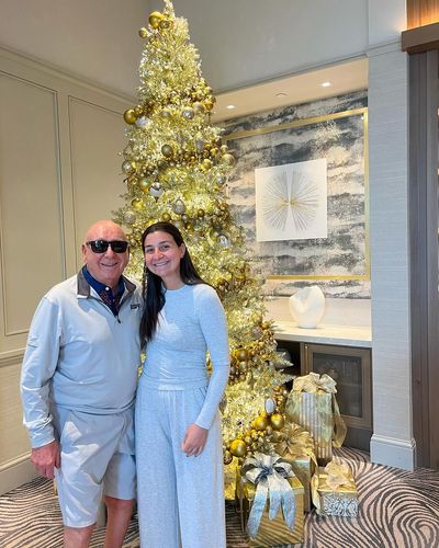 Dick Vitale and family celebrate amidst holiday enchantment and joy